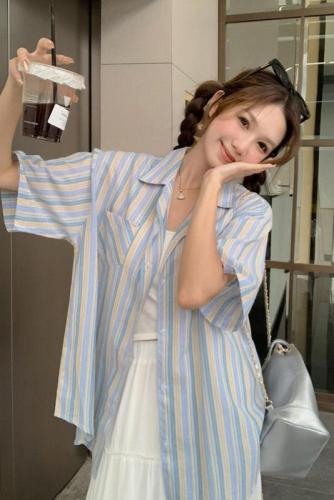 夏日盐系蓝条纹短袖衬衫女2024年韩版显瘦慵懒宽松直筒西装领上衣