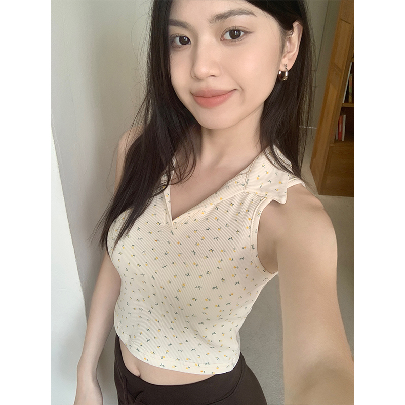 Real shot of small lapel sleeveless T-shirt 2024 summer design floral versatile casual vest for women