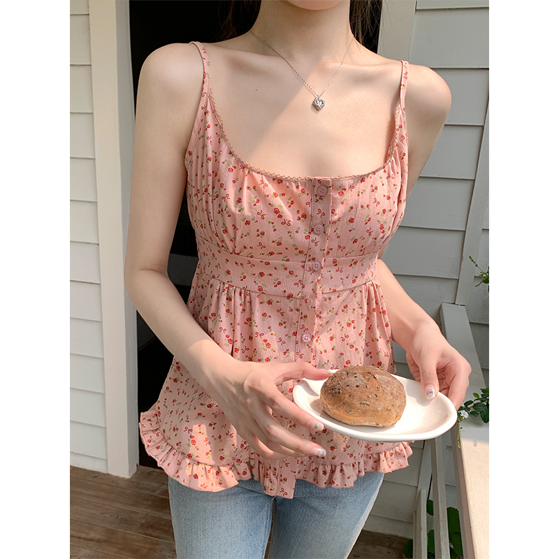 Real shot of white fungus-edged sling women's French sweet slimming lace square neck sleeveless top