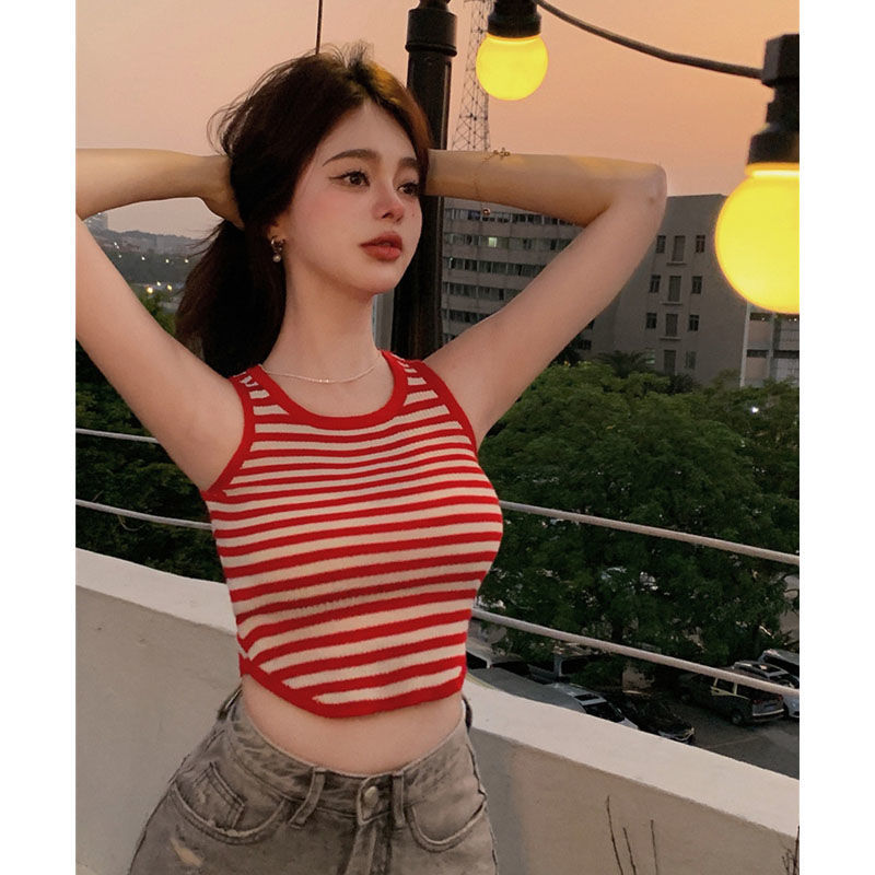 Summer new style sexy top for hot girls to wear outside and inside with American stripes and red suspenders for women to wear cool silk