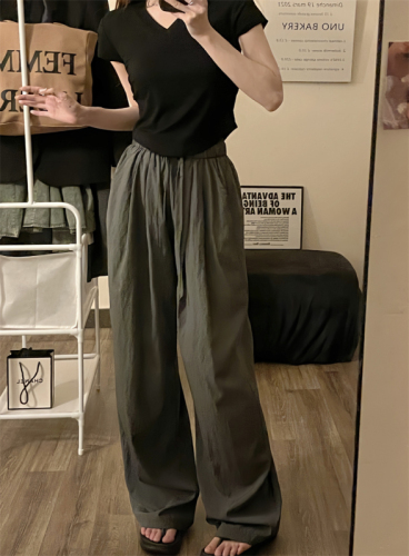 小个子黑色正肩修身显瘦V领短袖T恤女夏季设计感小众短款打底上衣