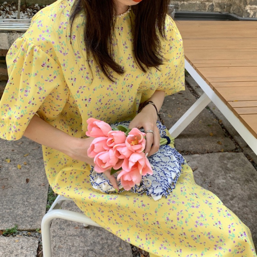 Korean chic summer fresh and bright yellow round neck loose casual contrast color full screen floral short-sleeved dress long skirt for women