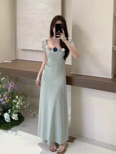 French three-dimensional flower high-end square collar dress for women in summer niche design pleated slim pleated waist skirt