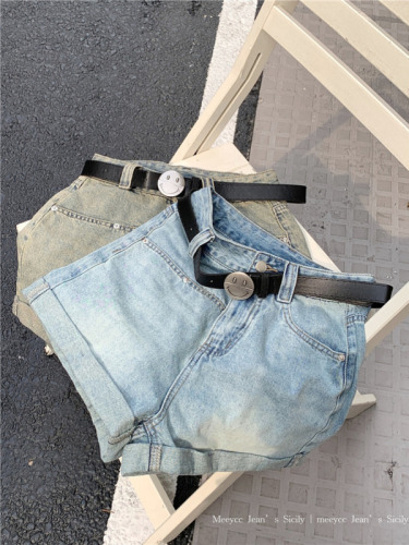 Actual shot~High-waisted slimming and loose-fitting design cuffed wide-leg denim shorts