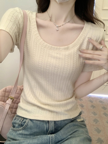 Chic knitted short-sleeved T-shirt for women 2024 new style pure desire square neck right shoulder short top