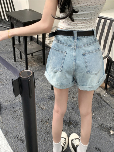 Actual shot~High-waisted slimming and loose-fitting design cuffed wide-leg denim shorts