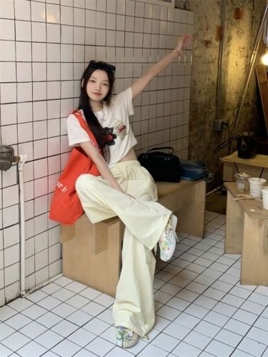实拍~韩版减龄设计感卡通印花T恤+百搭拉条重工休闲裤套装