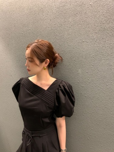 Korean chic summer pleated puff sleeve shirt