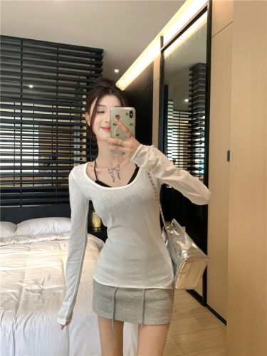 Real shot of American thin slim-fitting sun-protective long-sleeved T-shirt plus size women's clothing