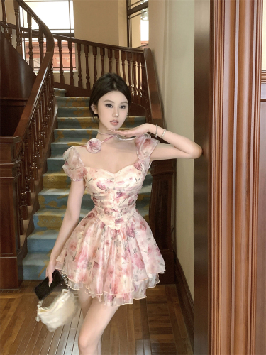 Actual shot of square-neck puff short-sleeved floral pleated high-waisted slimming spliced ​​A-line dress