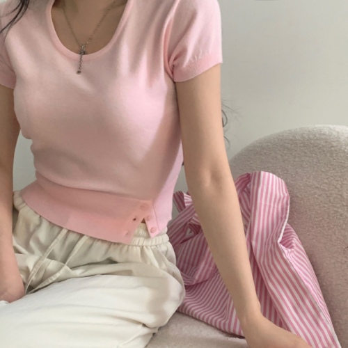 Korean chic summer temperament round neck slit hem short-sleeved sweater