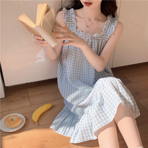 Official picture of new pajamas for women, bubble wrinkled plaid suspenders, bow nightgown, sweet and cute home clothes that can be worn outside