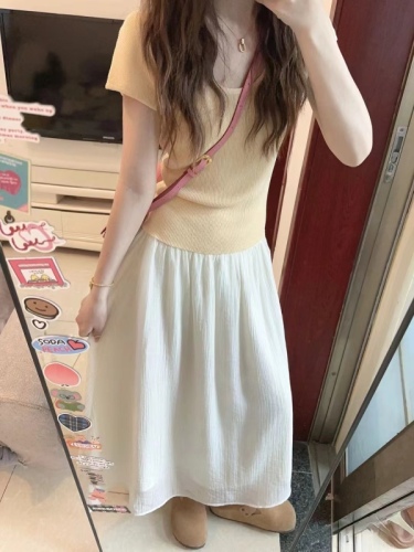 夏季盐系韩剧女主梨形身材穿搭轻熟气质纯欲高级感半身裙两件套