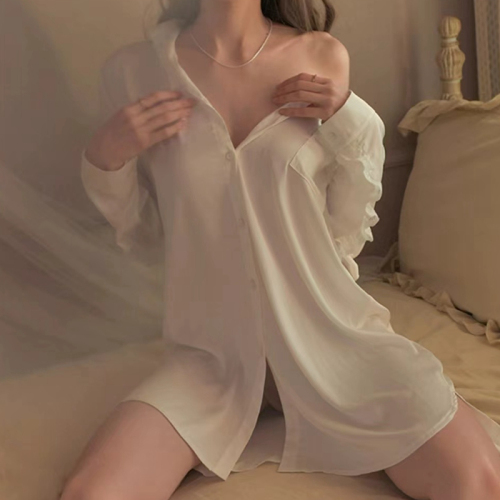 Net picture of sexy pajamas, good quality shirt, nightgown, boyfriend style skirt, lace, white high-end home clothes