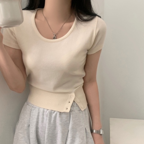 Korean chic summer temperament round neck slit hem short-sleeved sweater