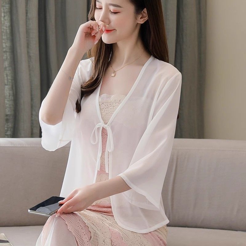 Chiffon shirt with suspender skirt and small shawl jacket 2024 new sun protection cardigan top for women to wear chiffon in summer