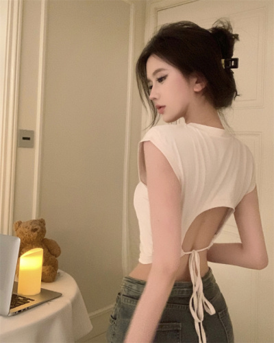 Real shot of hot girl sexy backless strappy vest for women slim and versatile basic solid color short top