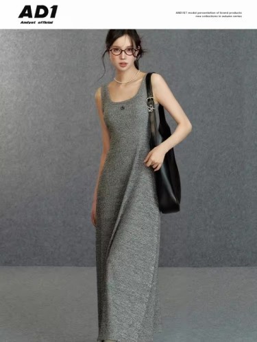 Original U-neck slim-fit knitted dress for women early spring mid-length A-line waisted sleeveless tank top