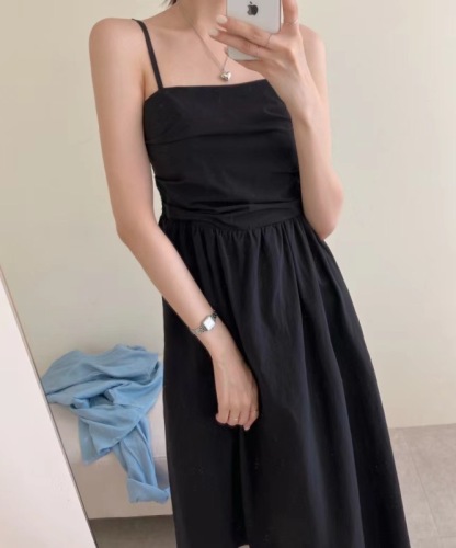 South Korea's Dongdaemun summer temperament commuting pleated sleeveless high-waist slim camisole long skirt