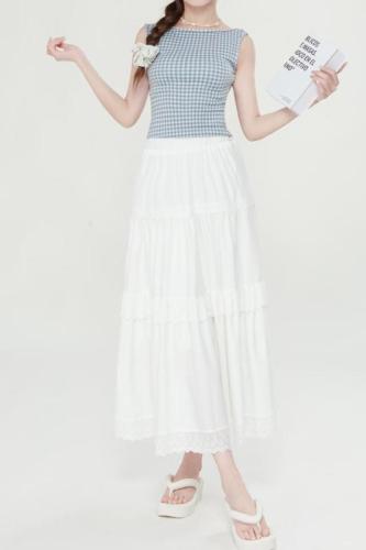 Actual shot of 2024 spring and summer new style elastic waist, hollow lace stitching cake skirt, casual mid-length skirt