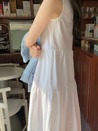 韩国chic夏季新款极简主义法式少女感褶皱宽松显瘦无袖蛋糕连衣裙