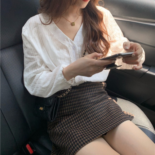 韩国chic春季复古甜美减龄设计感蕾丝边拼接V领条纹衬衫女长袖潮