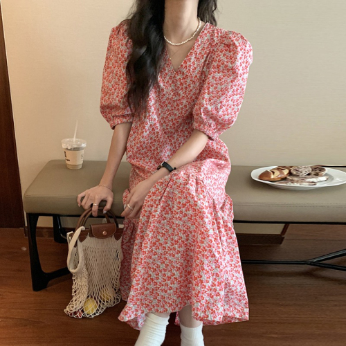 韩国chic夏季法式甜美V领满屏碎花宽松拼接荷叶边泡泡袖连衣裙女