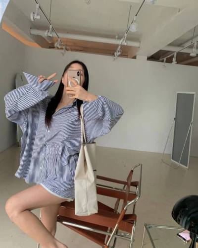 Korea Dongdaemun 24 Summer Lapel Casual Pinstripe Long Sleeve Shirt + Elastic Waist Shorts Fashion Set