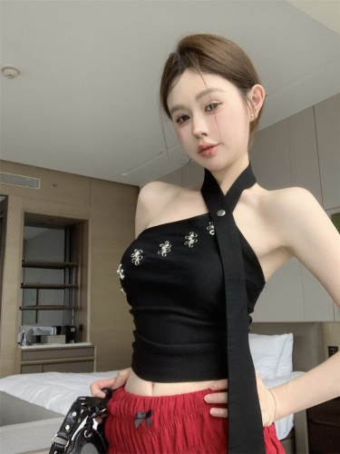 #realshot# Summer new women's fashionable sexy hot girl single piece halter neck exposed navel slim crooked collar halter vest