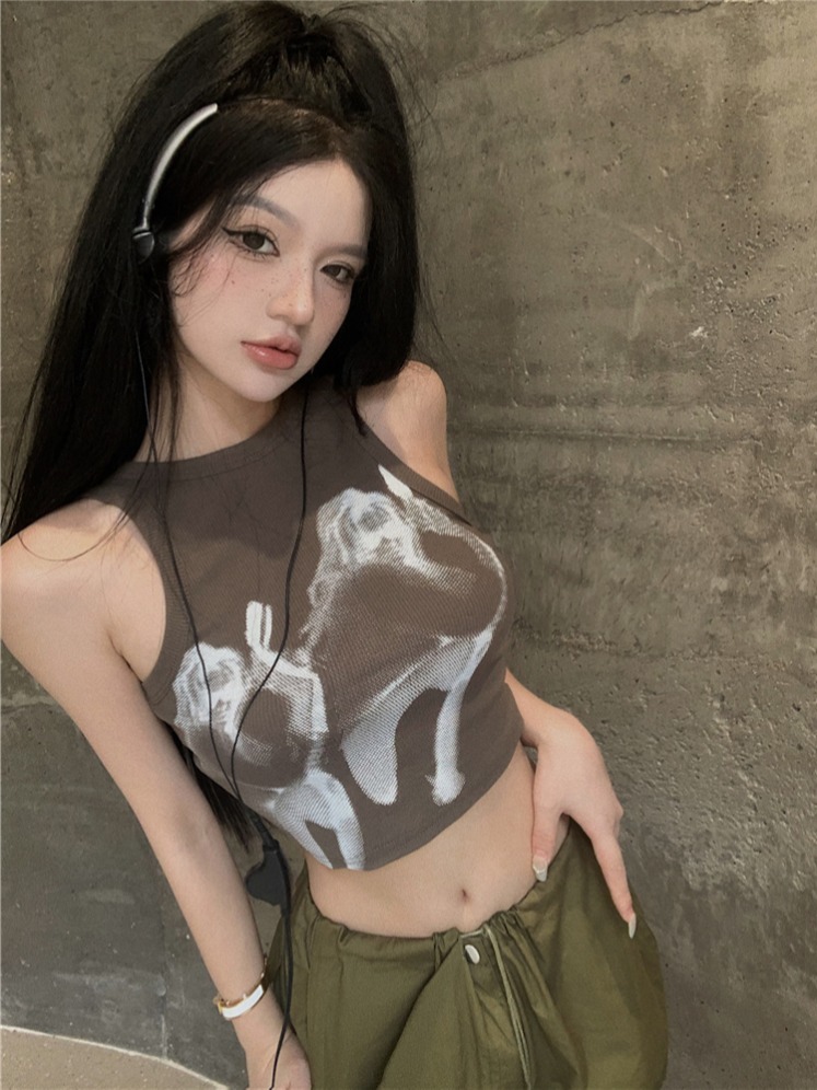 Slim short racer vest for women, versatile bottoming sleeveless top