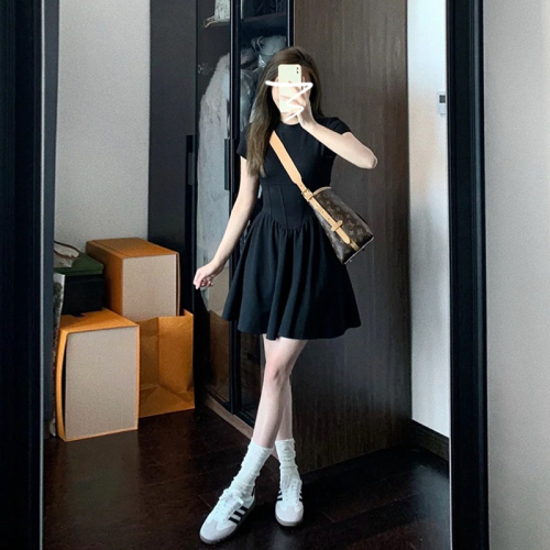 French retro Hepburn style waist slim little black dress pure desire slimming temperament a line short skirt for women summer