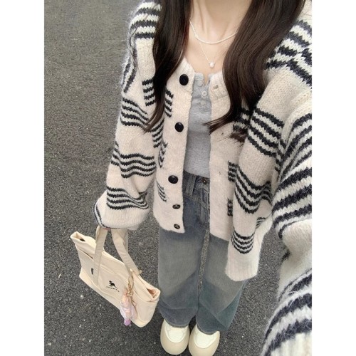 Languid Contrast Striped Crew Neck Cardigan for Women - Autumn/Winter New Arrival Loose Outerwear Soft Knit Cardigan