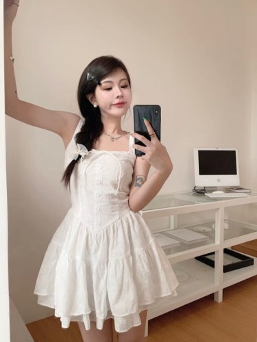 French first love pure lust style white suspender dress fairy waist temperament petite fluffy short skirt summer