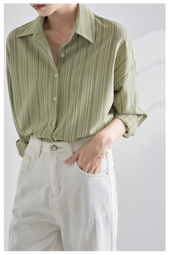 Striped shirt women's long-sleeved early autumn new green commuter OL temperament top loose anti-wrinkle shirt