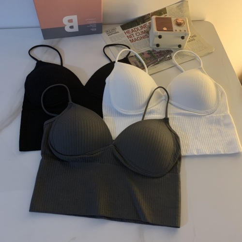 Real shots of Korean style fixed cup padded tops, sexy bras, small straps, seamless vest underwear