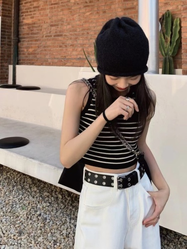 Designed striped knitted vest women's new summer outer sleeveless bottoming top