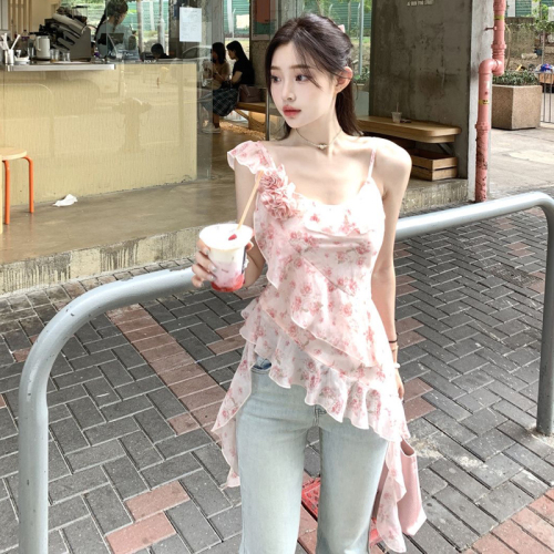 Complete three standards ~ 2024 summer new style two-color irregular floral hot girl streamer ruffled suspender top