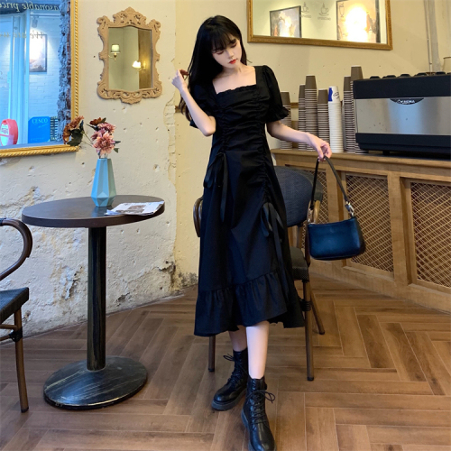 French Hepburn retro dress 2024 summer sweet and cool style waist design niche ruffled little black skirt