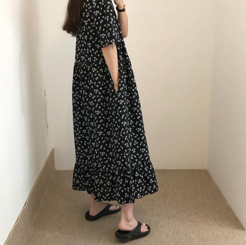 Korean chic summer French retro round neck pleated stitching ruffle design loose floral dress long skirt