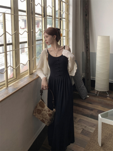 Actual shot ~ Spring and summer new style ~ New Chinese style buckle suspender dress for women, gentle waist, heavy industry long skirt