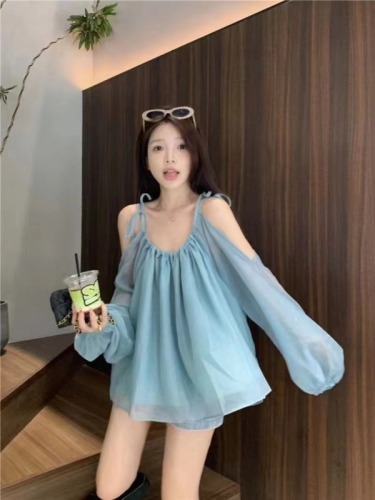 Breathable off-shoulder temperament lantern sleeve suspender sunscreen shirt for women summer gentle style pleated loose slimming thin top