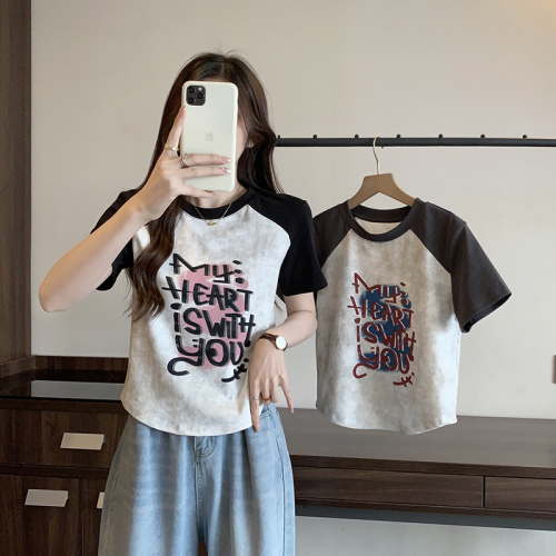 Actual shot of 2024 summer new style fat mm plus size women's contrasting color cartoon letter printed raglan short-sleeved T-shirt