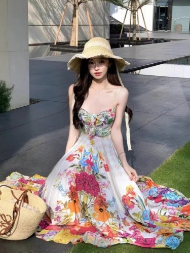 Classmate Xiaolan's spring and summer French dress for women, autumn and winter with coat, fashionable skirt, sweet internet celebrity