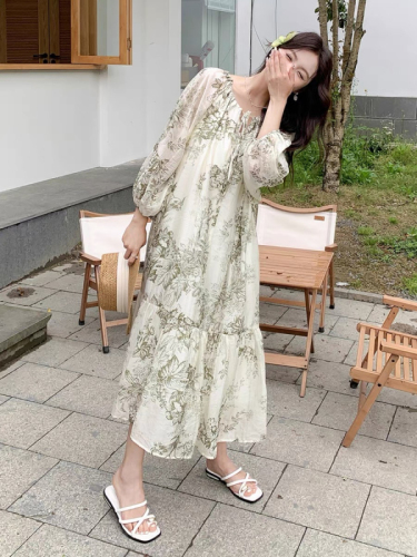 French retro floral dress summer women's 2024 new design loose and flesh-covering fashionable long A-line skirt