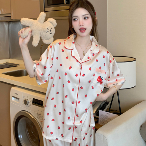 Actual shot of summer Korean style high-looking, sweet and cute strawberry imitation silk short-sleeved trousers pajamas home wear set