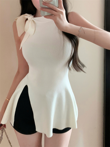Pink strappy halterneck knitted vest for women in summer slimming hot girl slit niche sleeveless top to wear outside