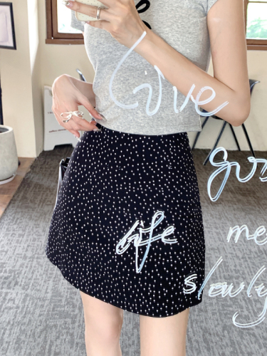 Actual shot of 2024 new summer Korean style high-waisted polka-dot A-line skirt for small women and sweet short skirt