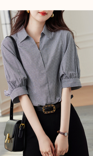 Retro short-sleeved shirt women's new lapel commuting temperament age-reducing top small shirt plaid