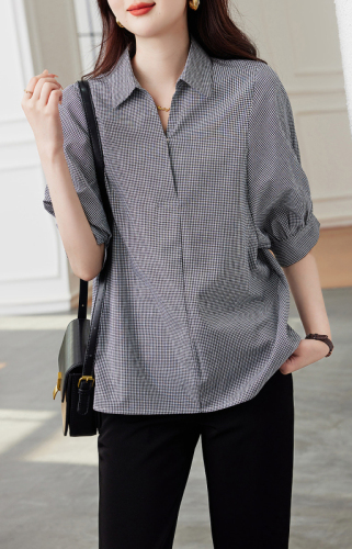 Retro short-sleeved shirt women's new lapel commuting temperament age-reducing top small shirt plaid