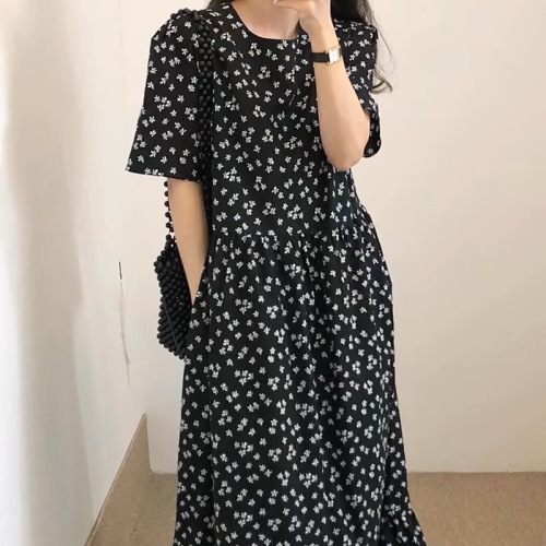 Korean chic summer French retro round neck pleated stitching ruffle design loose floral dress long skirt